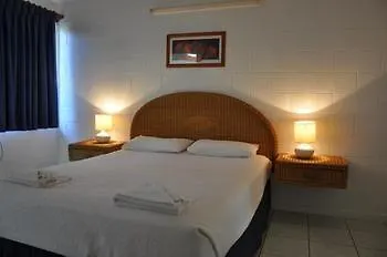 Palm Waters Holiday Villas Townsville