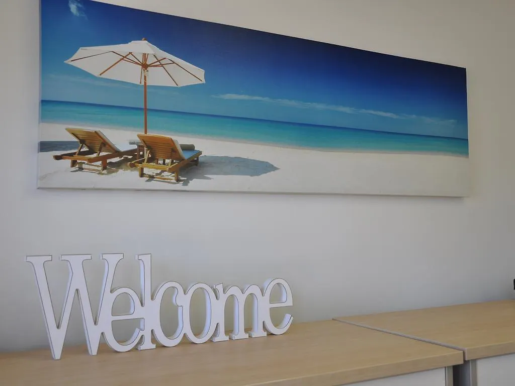 Palm Waters Holiday Villas Townsville Aparthotel